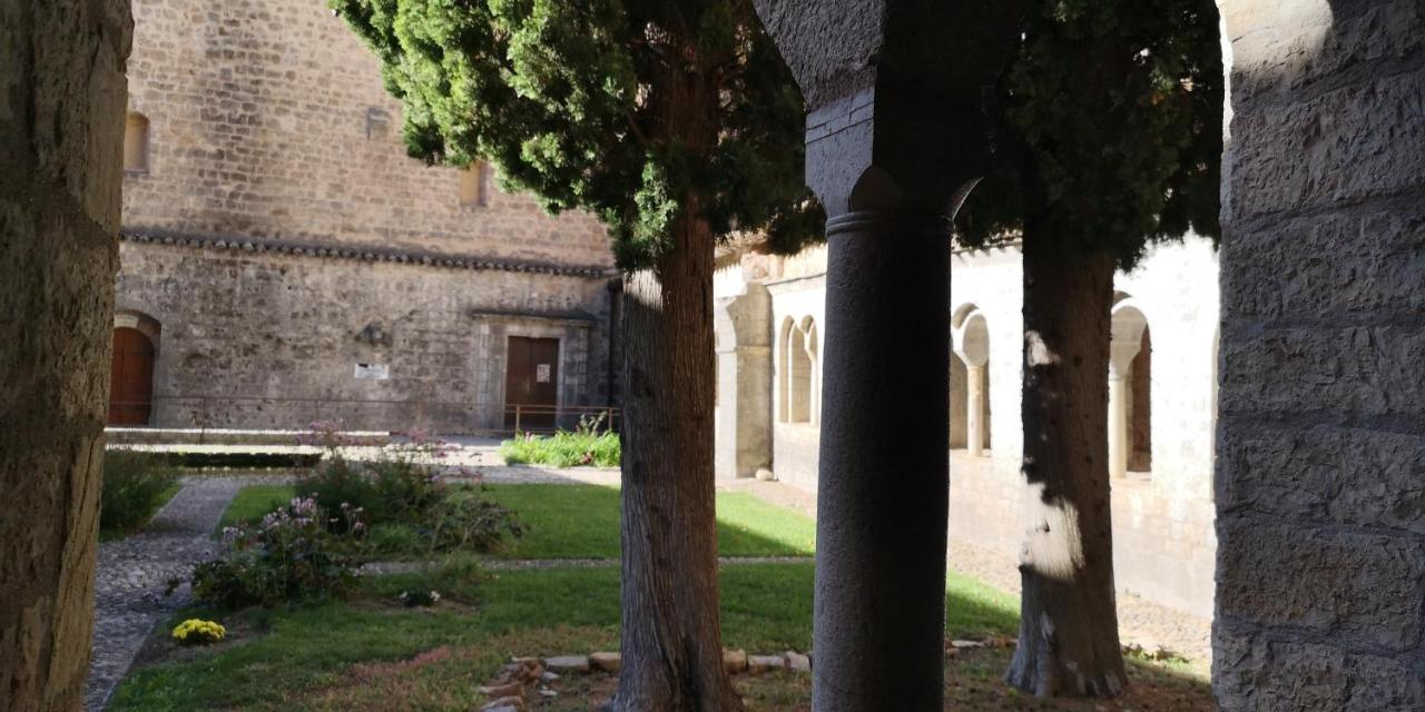 Le Mimosa Bed & Breakfast Saint-Saturnin-de-Lucian ภายนอก รูปภาพ